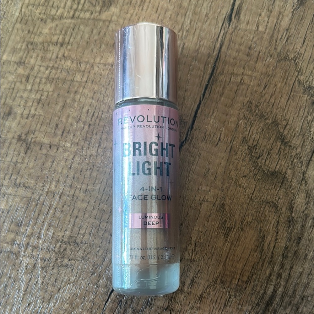 Revolution Makeup Bright Light Face Glow - Luminous Deep New Sealed Full Size